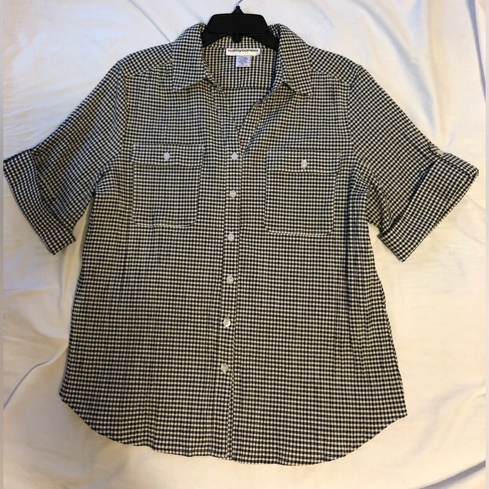 Cathy Daniels button down short sleeve top EUC size XL